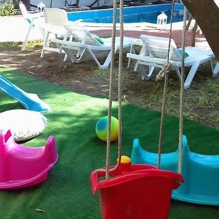 Otel Sun Helios Garden 2*